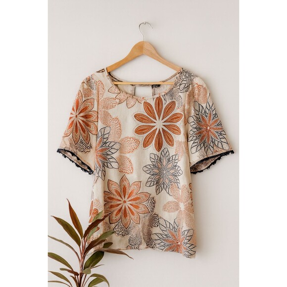 Bobeau Floral Boho Top S Beige Rust Rayon Blouse Lace Trim Cottagecore - Picture 1 of 9